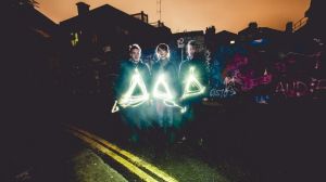 Swords-Lions&Gold-Web-ByDara-Munnis