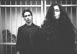 Review: Lilac Pin - 'Easy'