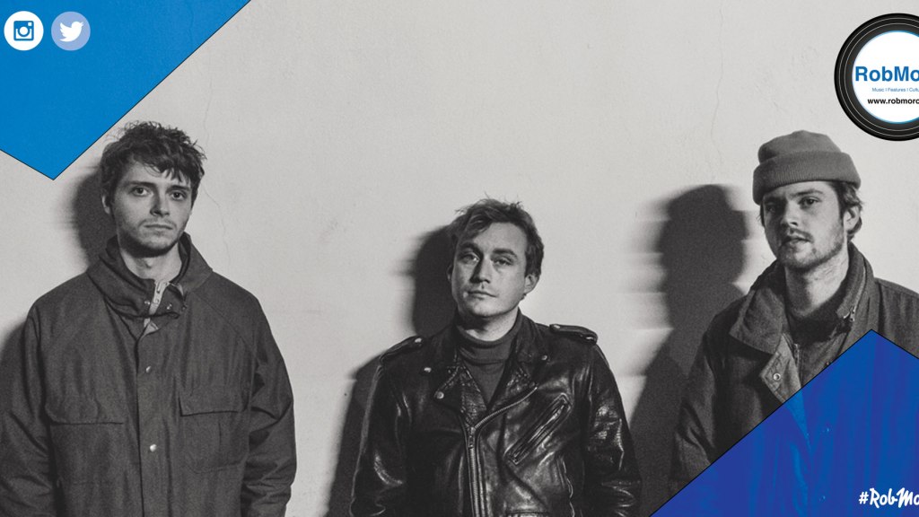 Omni by Sebastian Weiss.