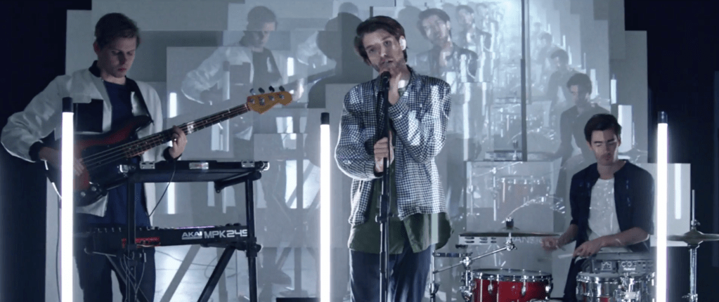 RobMoro TV | Mansionair – ‘Astronaut (Something About Your&nbsp;Love’