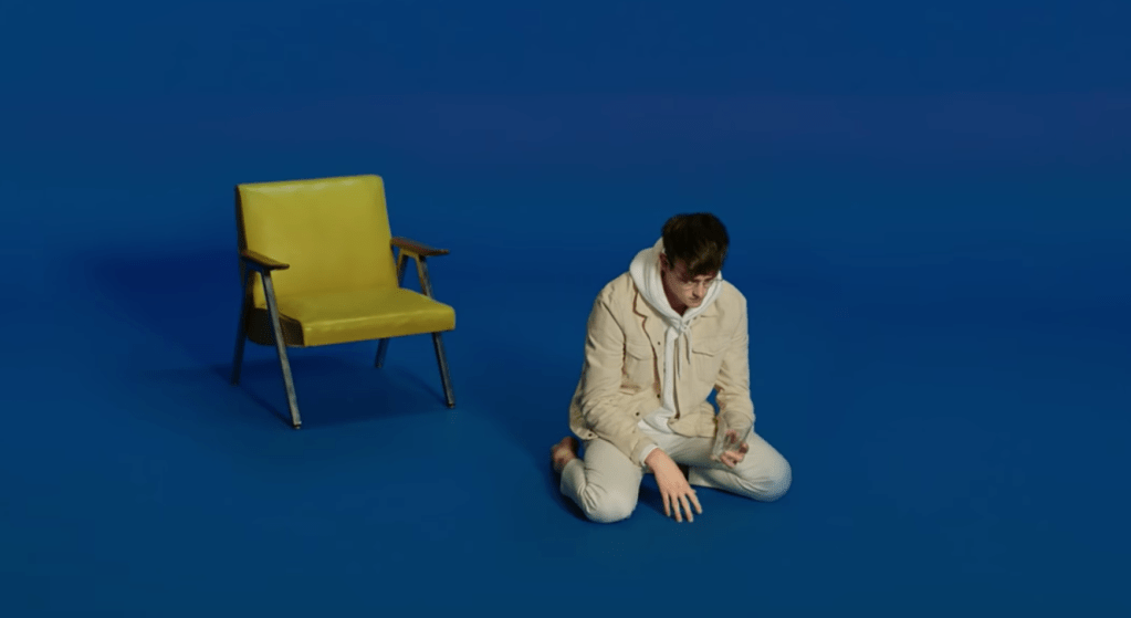 RobMoro TV | Hippo Campus – ‘Bambi’