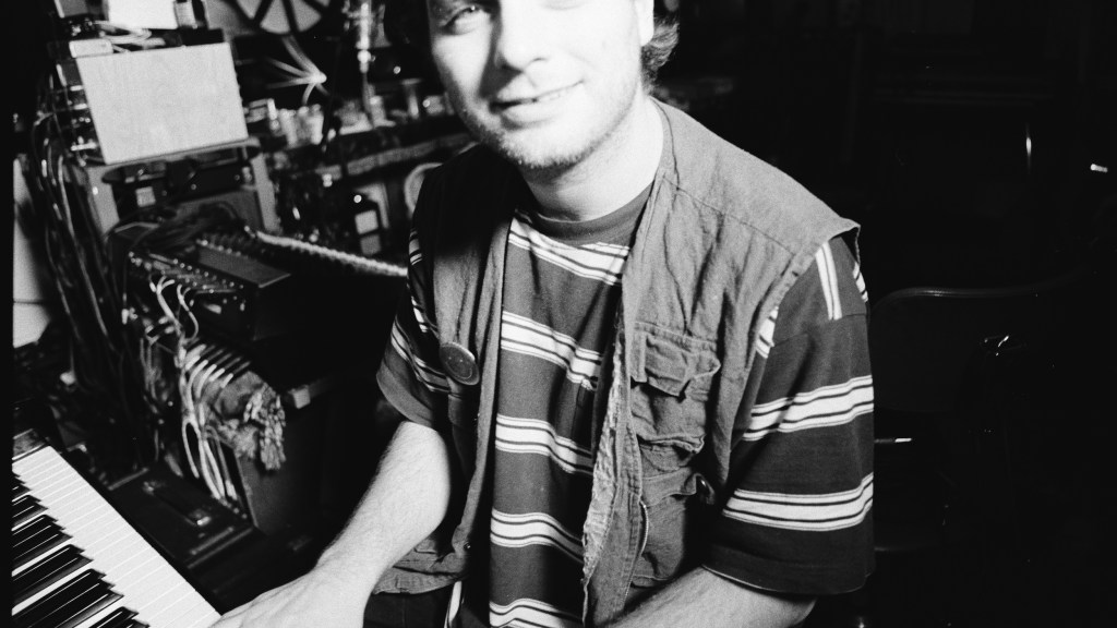 Mac DeMarco - 'Nobody'