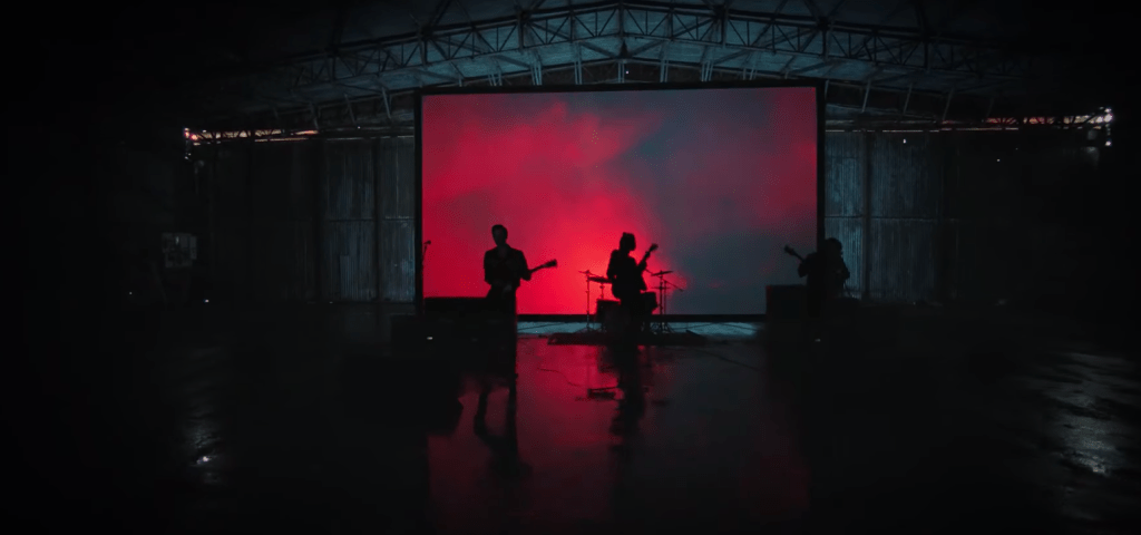 RobMoro TV | The Amazons – ’25’