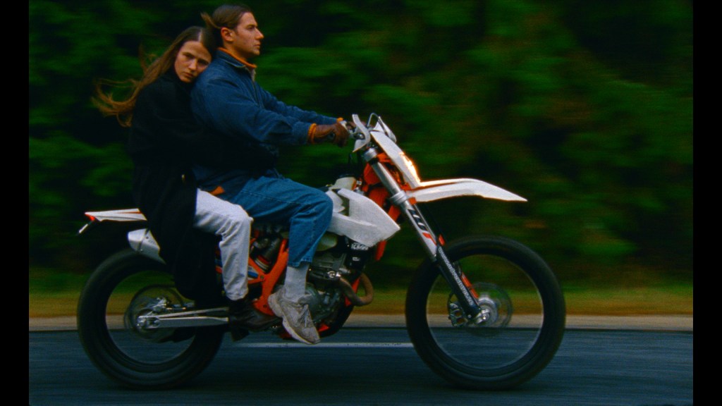 RobMoro TV | Saint DX –&nbsp;‘Xphanie’