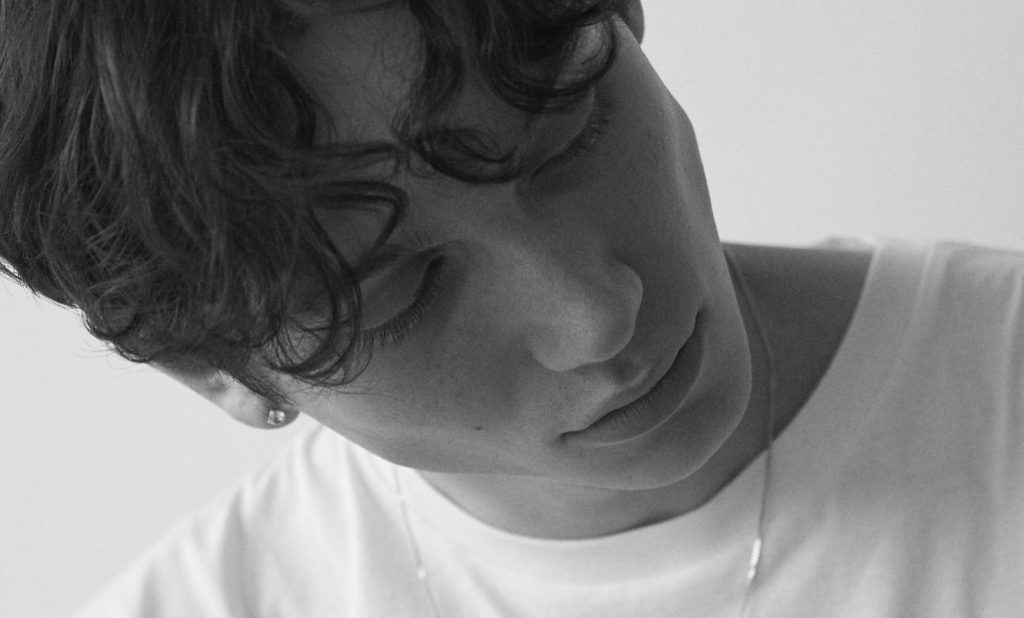 Listen | Ruben Pol shares celestial new pop single ‘Painting&nbsp;Mirrors’