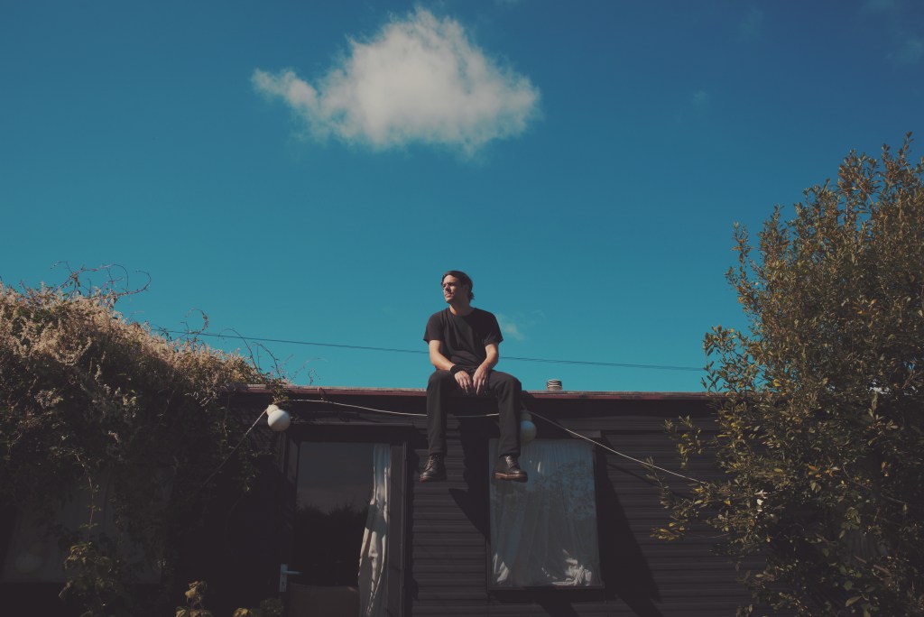 Listen | Dave Jakes announces self-titled debut mini-album + first&nbsp;single