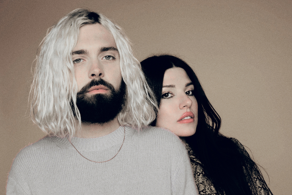 RobMoro TV | Flora Cash – ‘The Bright&nbsp;Lights’