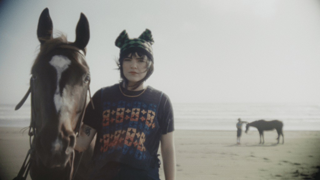 BENEE - 'Doesn’t Matter'