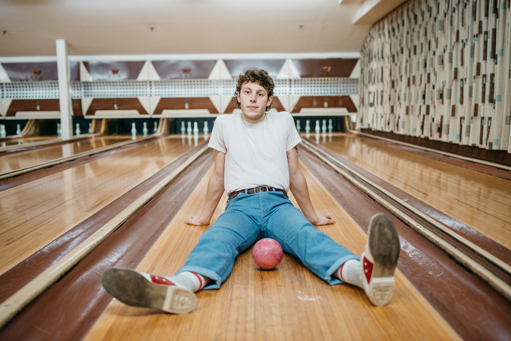 Listen | St.Arnaud announces new album + single ‘Catching&nbsp;Flies’￼