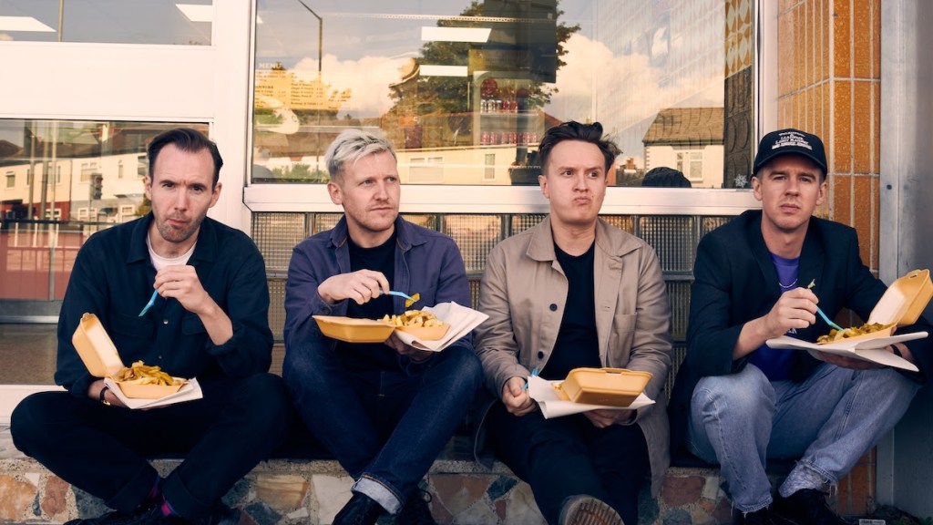 Dutch Uncles - Photo credit: Oliver Sangste