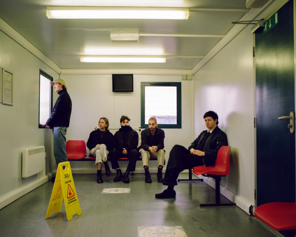 RobMoro TV | Humour – ‘The&nbsp;Halfwit’