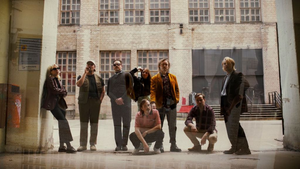 Video for the single "Green Ray" already online