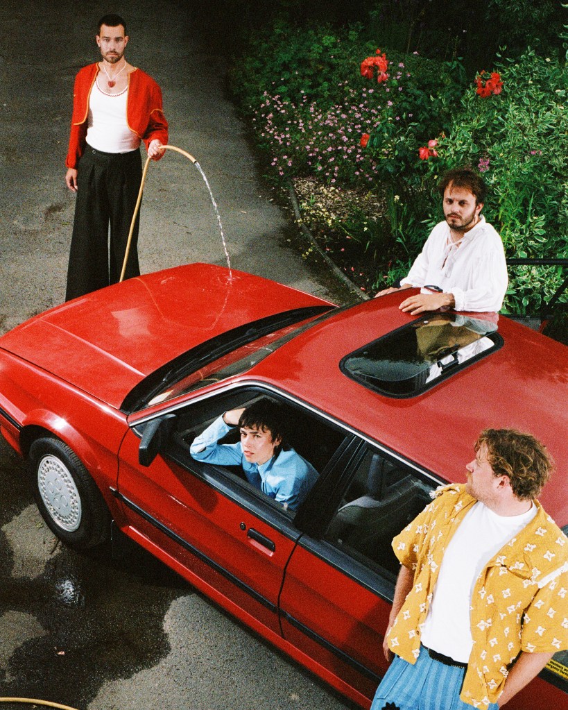 Divorce the band release a new s